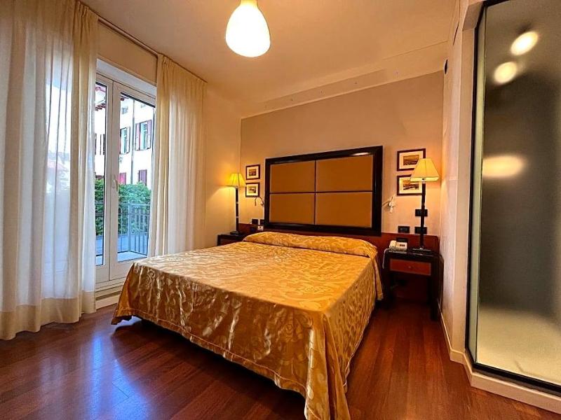 Hotel Regina  image