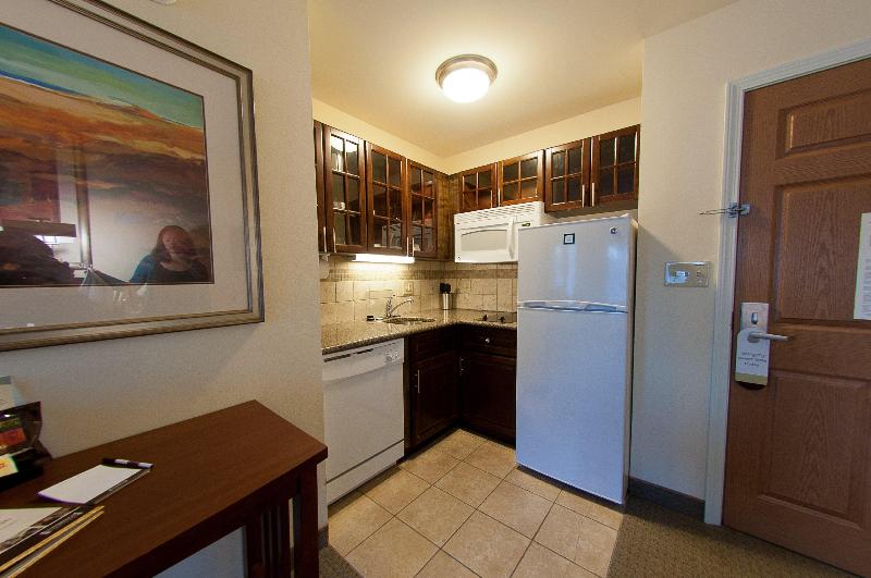 Staybridge Suites Stroudsburg (East) Poconos photo 15