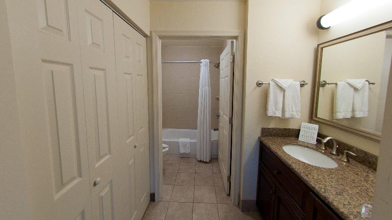 Staybridge Suites Stroudsburg (East) Poconos photo 13