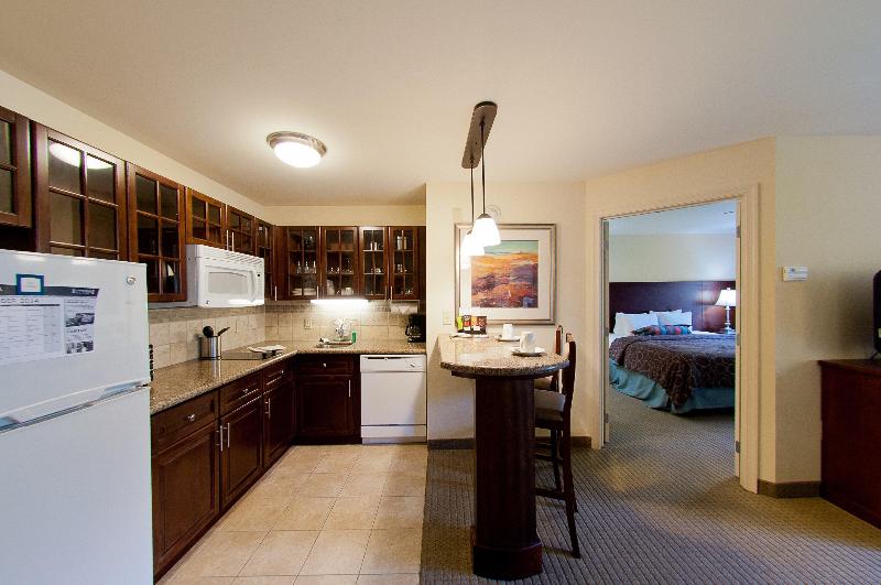 Staybridge Suites Stroudsburg (East) Poconos photo 14