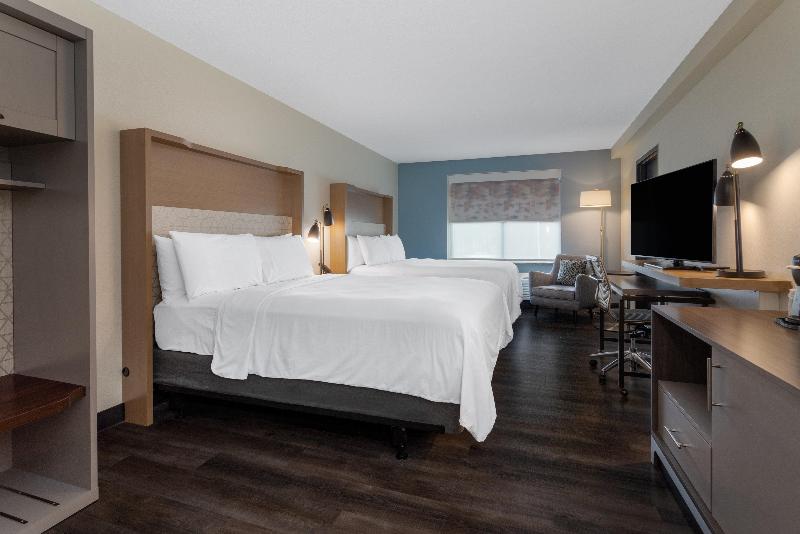 Holiday Inn Tampa North photo 20