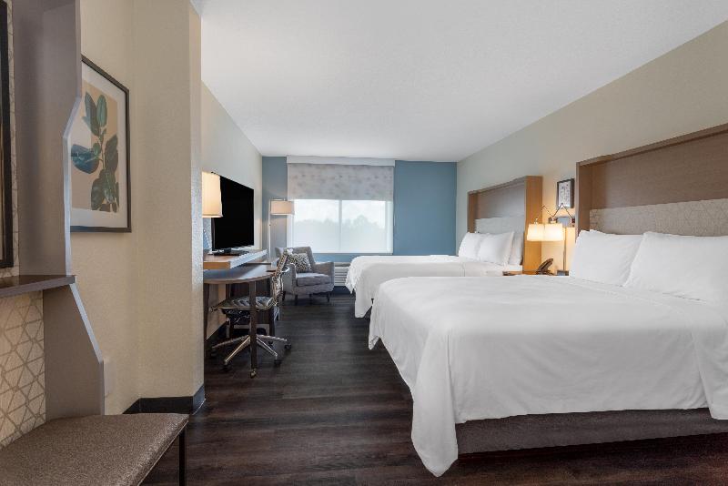 Holiday Inn Tampa North photo 18