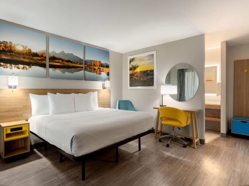 Days Inn by Wyndham Worland image