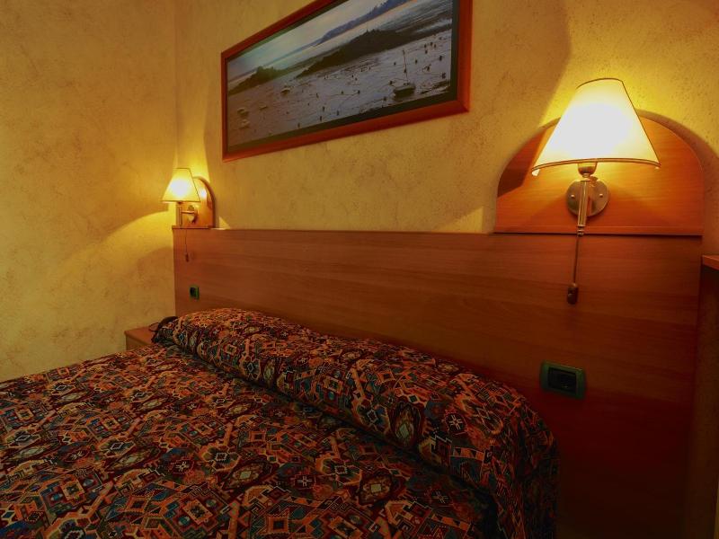 Hotel Eden image