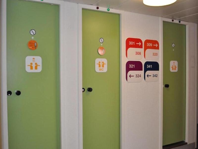 Hotel F1 Rouen Louviers Le Vaudreuil image