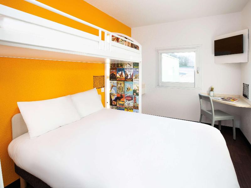 Hotel F1 Rouen Louviers Le Vaudreuil image