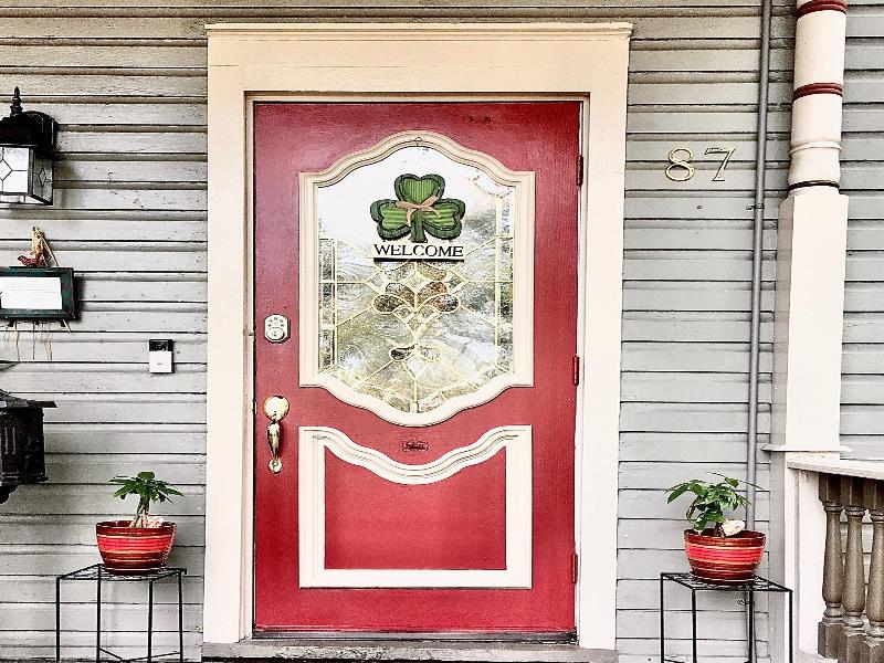 Peace and Plenty Inn