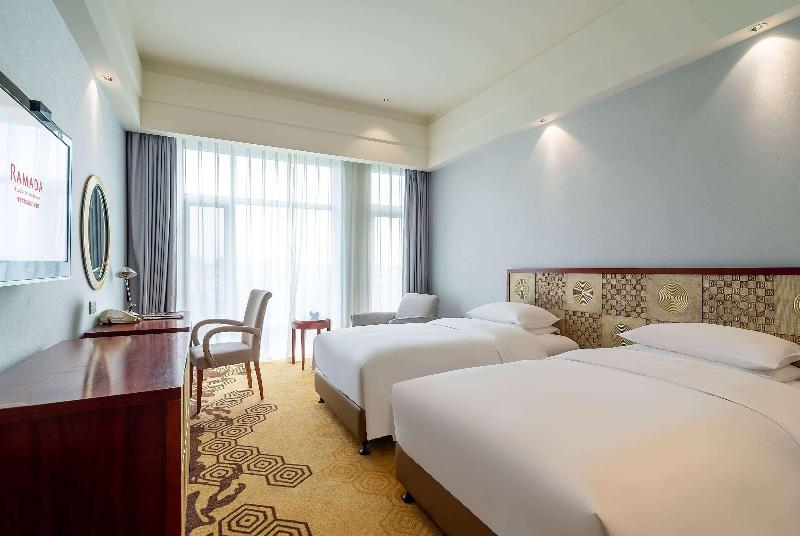 Bed room