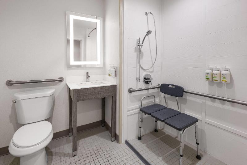 Ramada By Wyndham York Harrisburg Hershey image