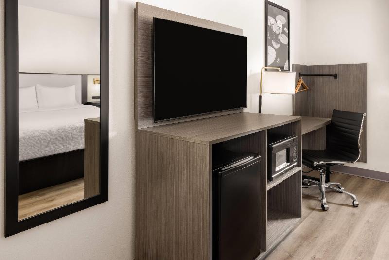 Ramada By Wyndham York Harrisburg Hershey image