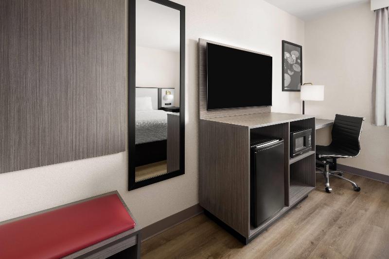 Ramada By Wyndham York Harrisburg Hershey image