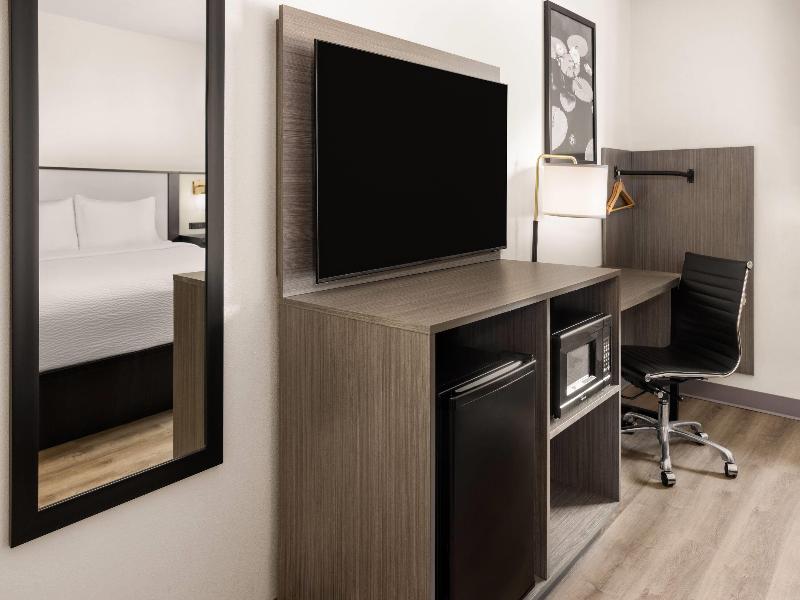 Ramada By Wyndham York Harrisburg Hershey image