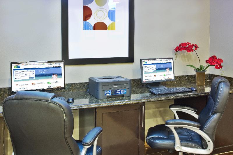Holiday Inn Express Alvarado image