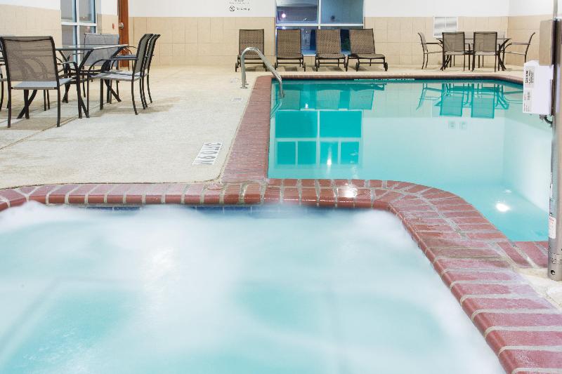 Holiday Inn Express Alvarado image