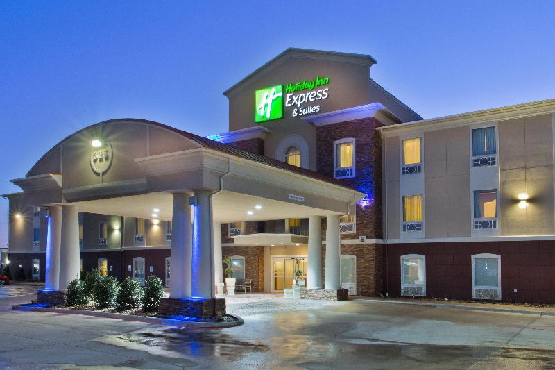 Holiday Inn Express Alvarado image