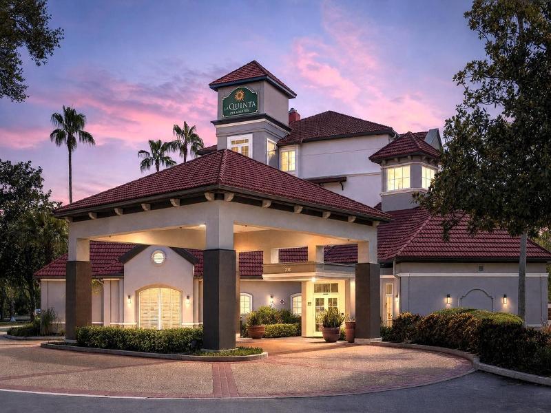 La Quinta Inn & Suites Tampa Brandon Regency Park image