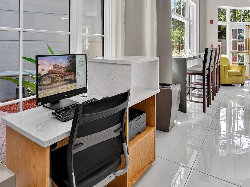 La Quinta Inn & Suites Tampa Brandon Regency Park image