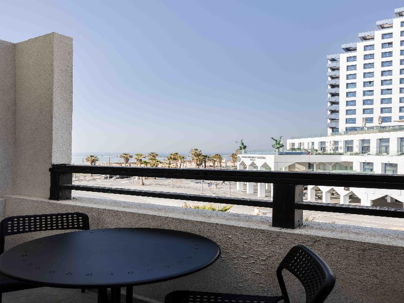Liber Seashore Suites Aparthotel image