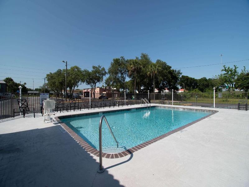 Masters Inn - Tampa Fairgrounds image