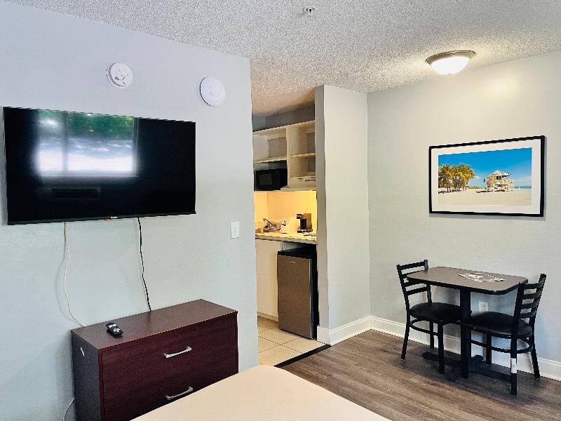 Tampa Bay Extended Stay Airport image