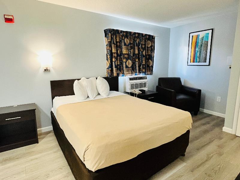 Tampa Bay Extended Stay Airport image
