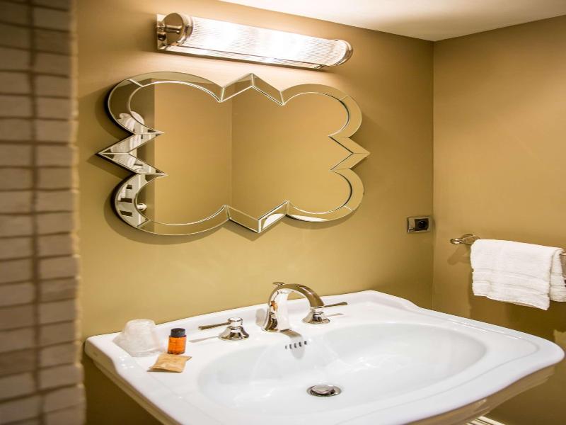 Hotel Vendome, BW Signature Collection image