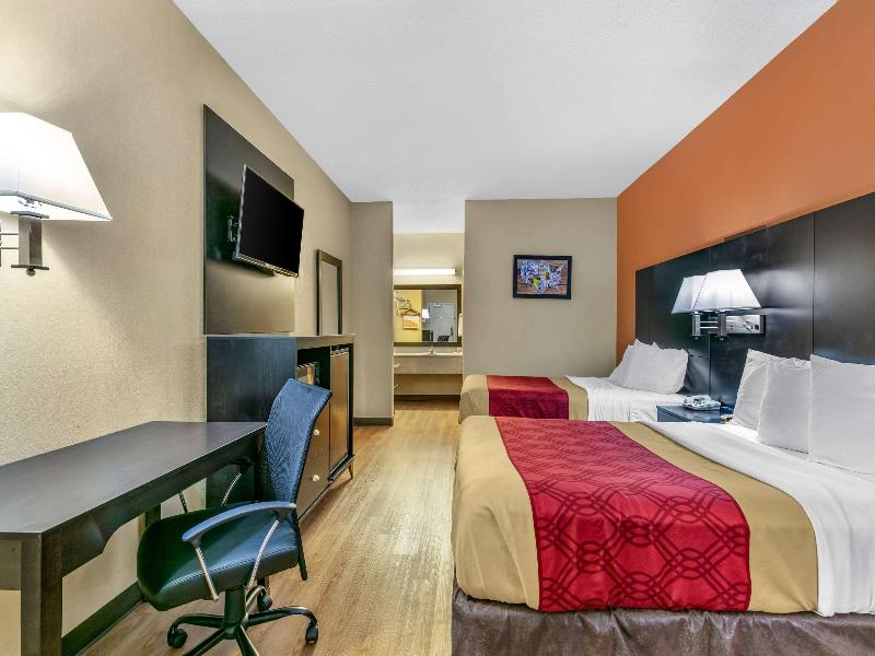Econo Lodge - Northport image