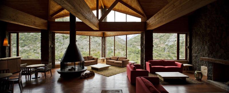 Noi Puma Lodge image