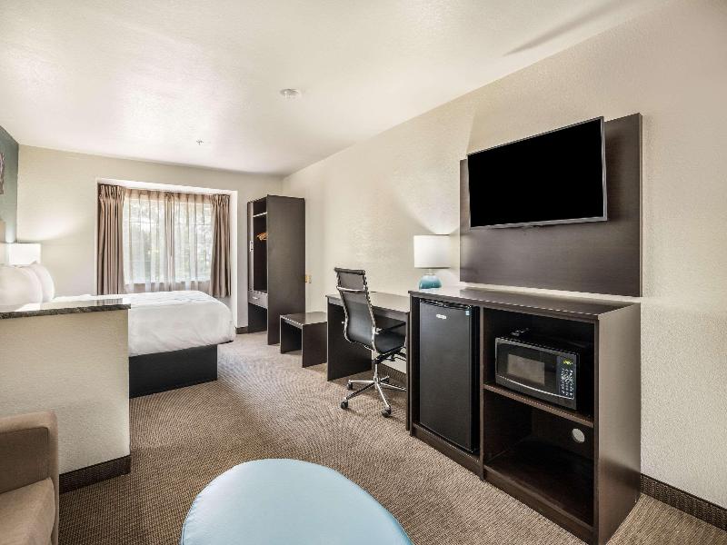 Sleep Inn & Suites Tallahassee-Capitol image