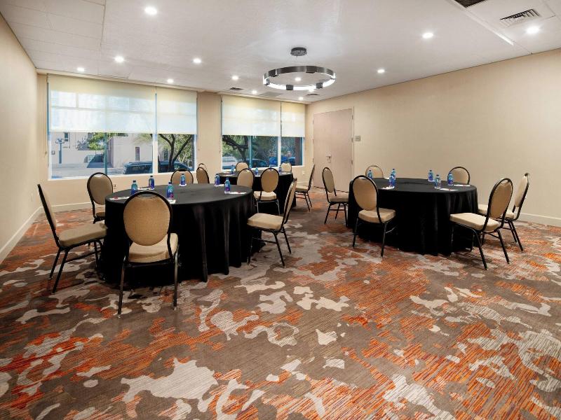 Marriott Tucson University Park image