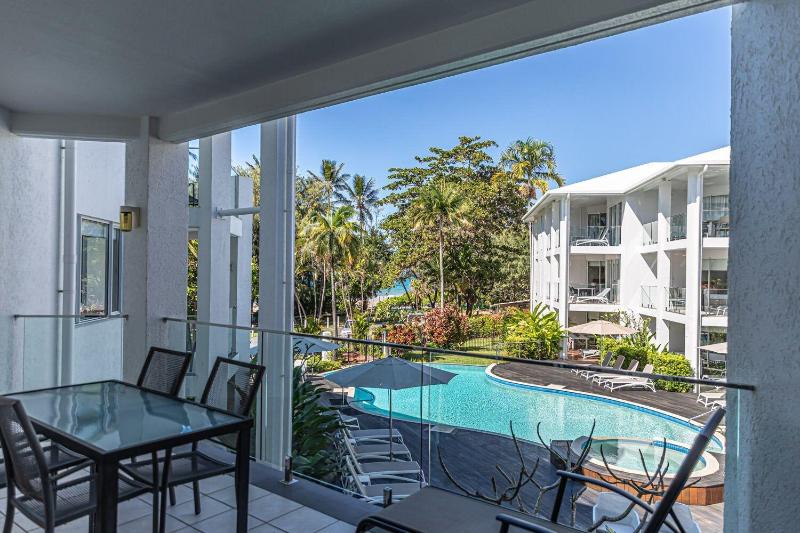Latitude 16 Beaches image