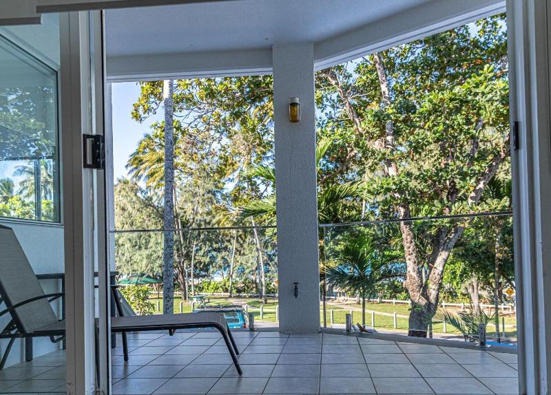 Latitude 16 Beaches image