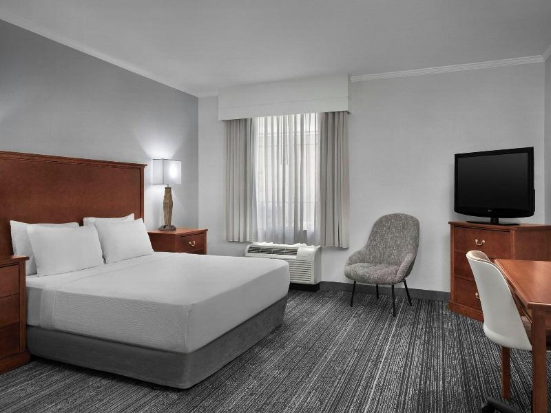 TownePlace Suites Tucson Williams Centre image