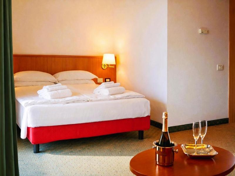 Hotel Rialto image