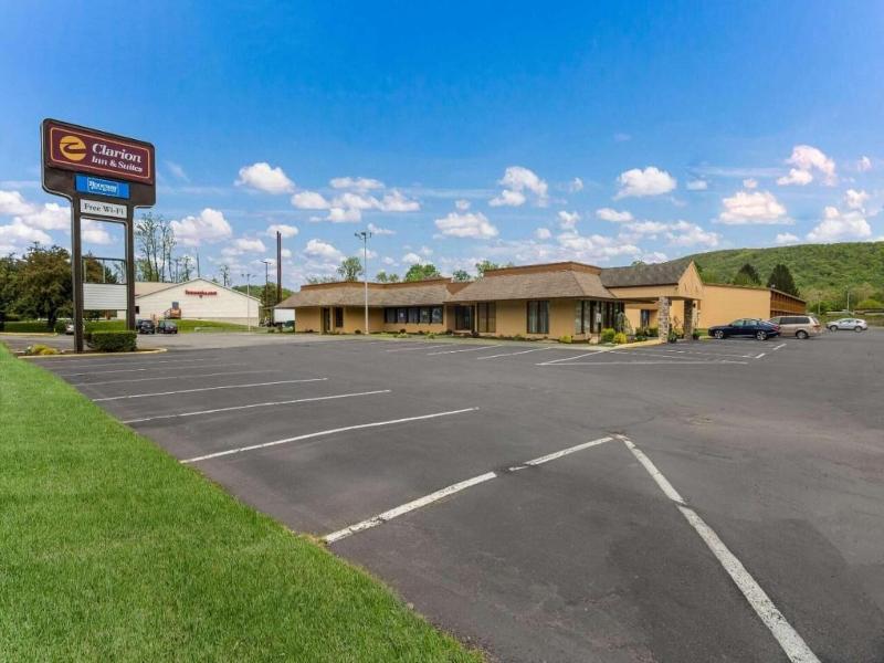 Pocono Inn at Water Gap image