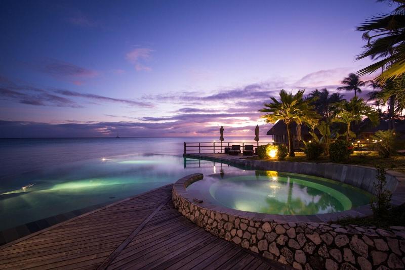 Hotel Kia Ora Resort & Spa Rangiroa image