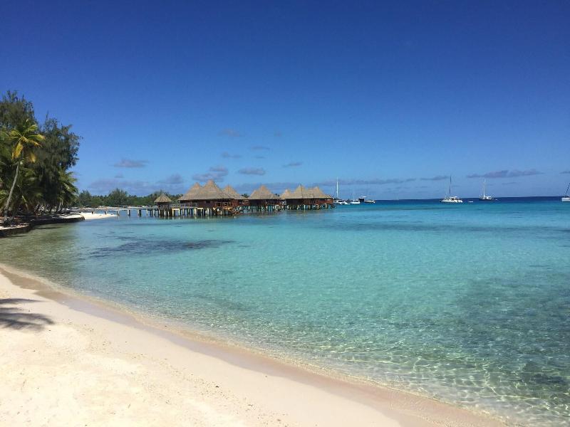 Hotel Kia Ora Resort & Spa Rangiroa image