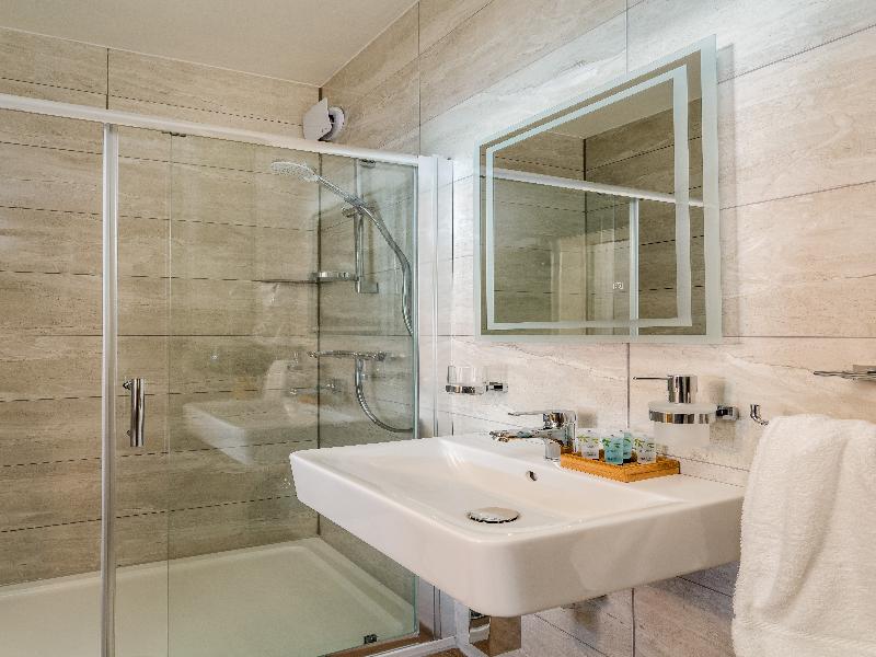 Torland Hotel image