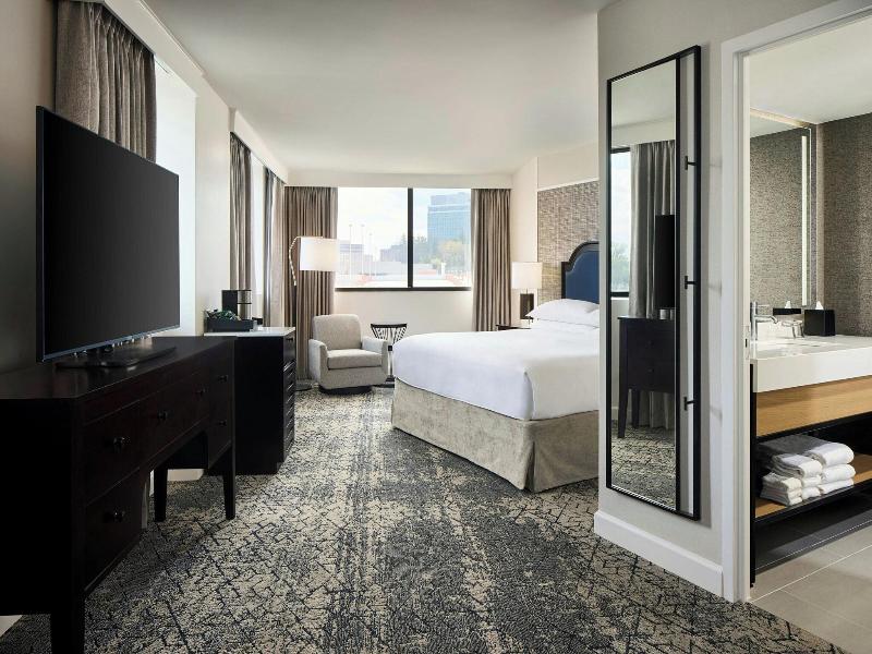 Sheraton Baltimore North image
