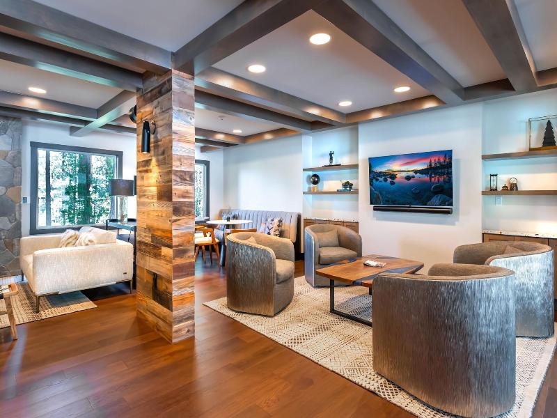 Parkside Inn at Incline image
