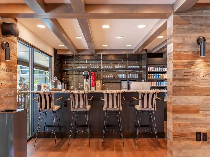 Parkside Inn at Incline image