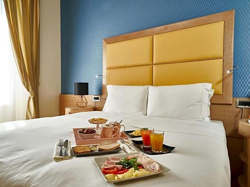 Hotel Astoria image