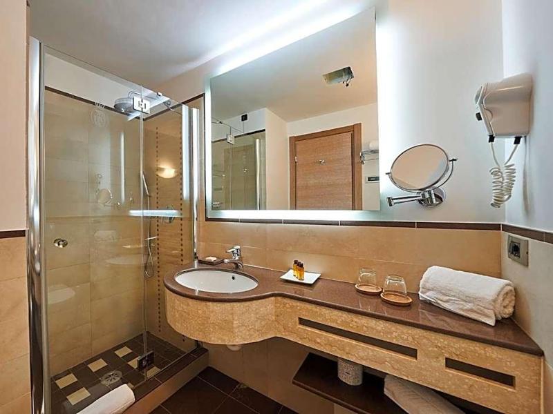 Hotel Astoria image