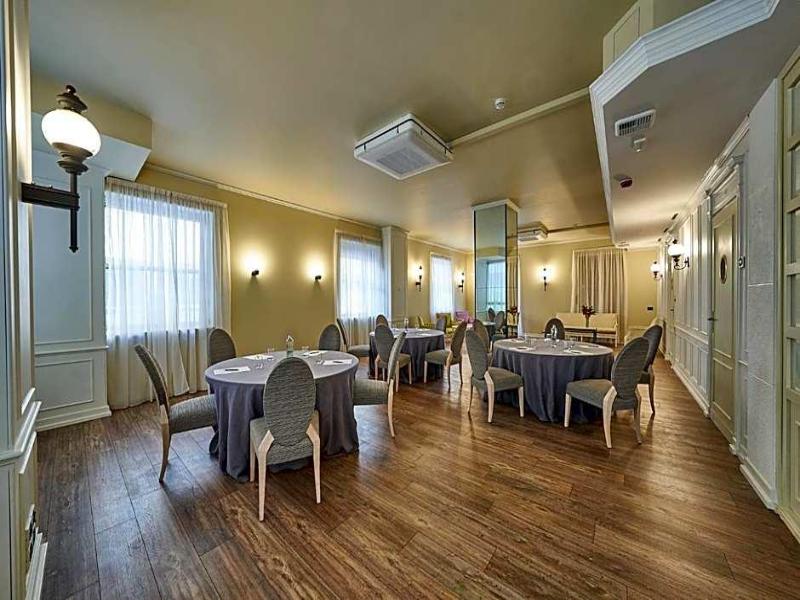 Hotel Astoria image