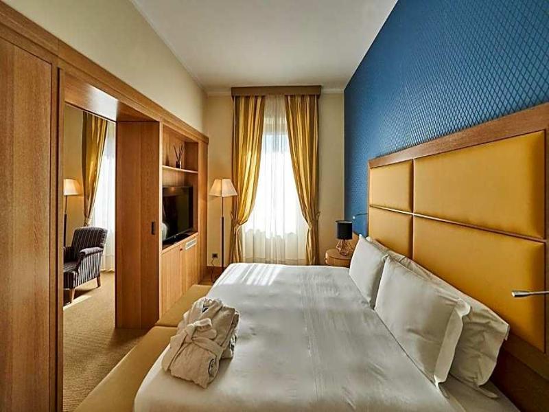 Hotel Astoria image
