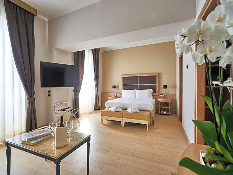 Hotel Astoria image