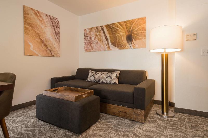 SpringHill Suites by Marriott Quakertown image