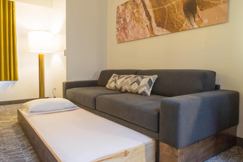 SpringHill Suites by Marriott Quakertown image