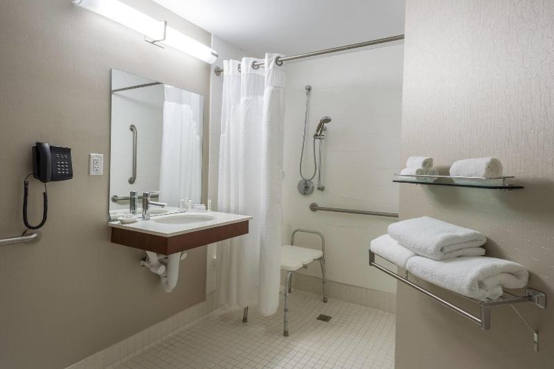 SpringHill Suites by Marriott Quakertown image