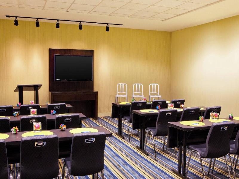 Aloft Tucson University image